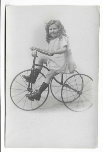 Vtg postcard little girl - vtg,