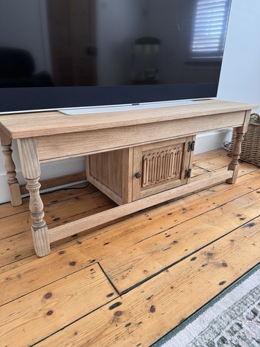 Old charm coffee table - coffee, table/tv