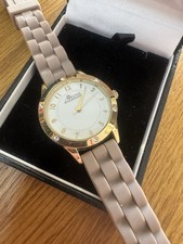 Beautiful Secret Dreams Gold