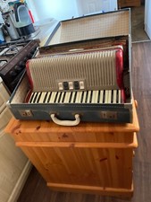 Keyboard and button accordion