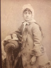 Cabinet Card Minneapolis Photo c.1890s    Girl  Fur Trimmed Coat & Hat (Jacoby).