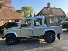Land Rover Defender 110 2.4