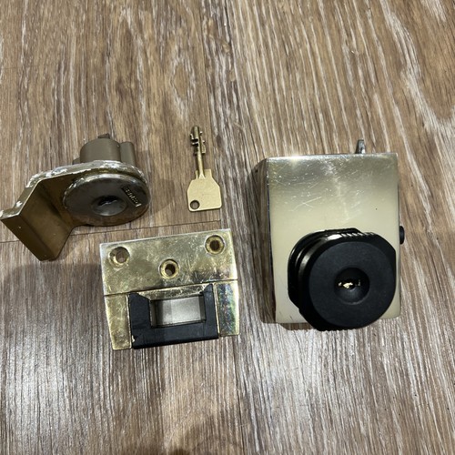 Union chubb bs3621 - chubb,