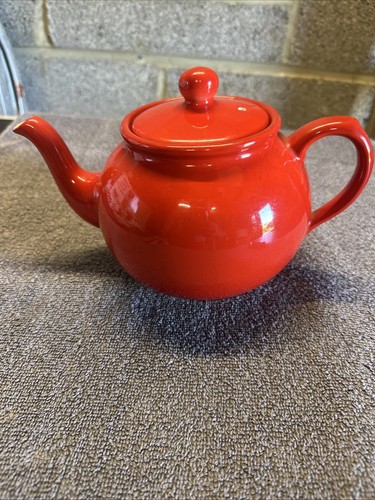 Teapot red full size no - full,