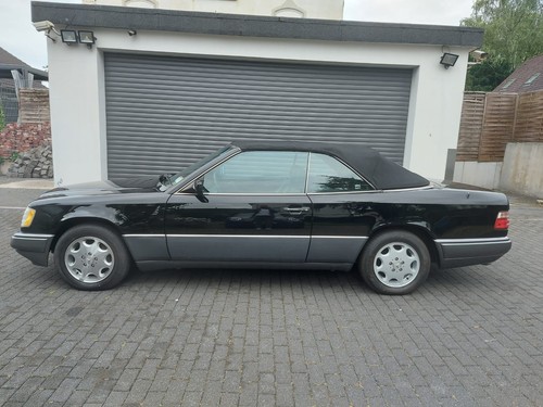Mercedes e320 cabriolet - 95,