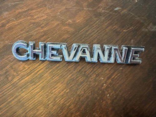 Vauxhall chevanne car badge - vauxhall,