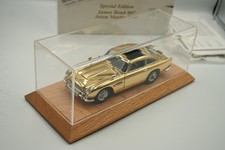 JAMES BOND 007 Danbury Mint