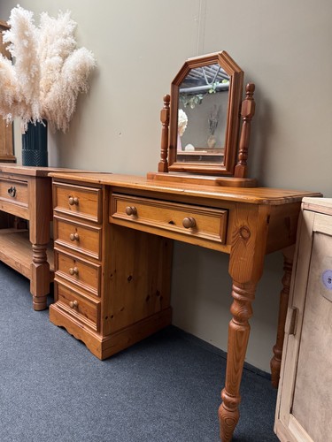 Pine dressing table - pine,