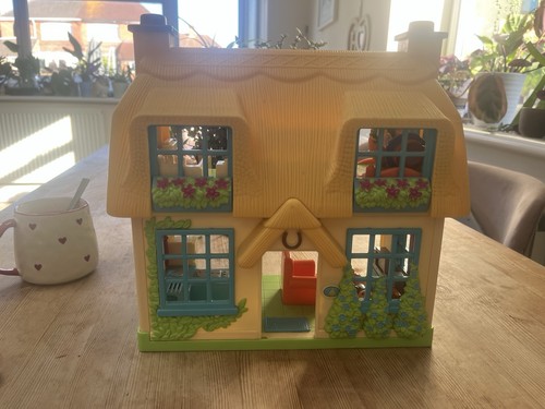 Elc happyland rose cottage - happyland,