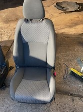 2016 Toyota Yaris MK3 OSF