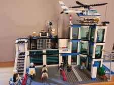 LEGO City Police Station 7498
