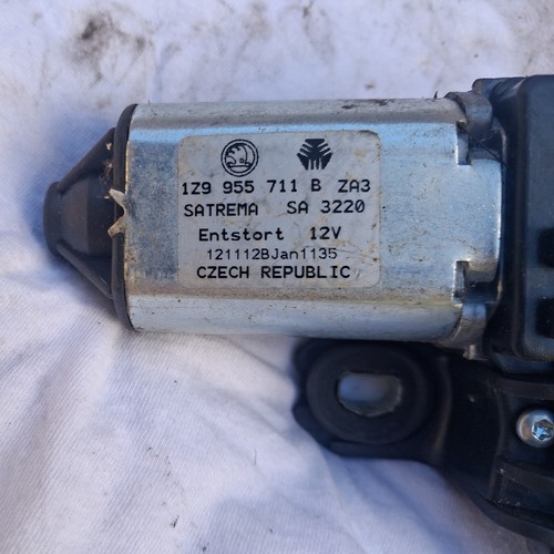Wiper motor rear side - wiper, for