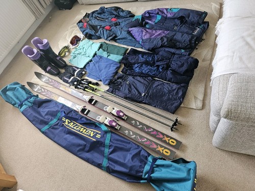 Complete skiing package skis - package,