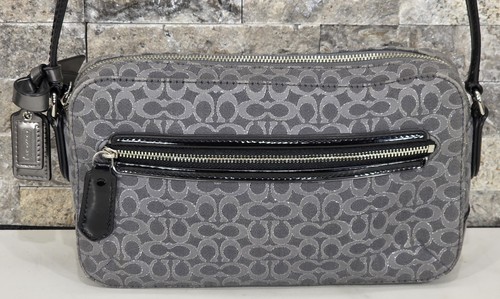 Coach mini camera crossbody - mini,