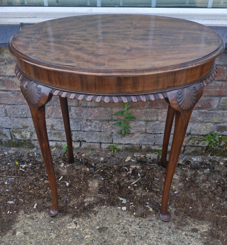 Vintage oval mahogany hall