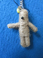 VOODOO DOLL KEYRING - U