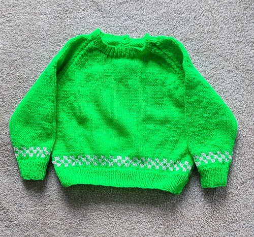 Children hand knitted - hand, green