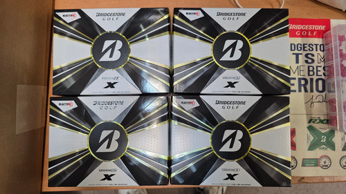Bridgestone tour golf - b,