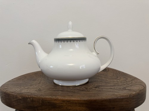 Vintage royal doulton - royal,