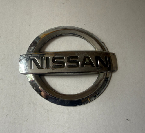 Nissan micra rear badge 90890 - nissan,