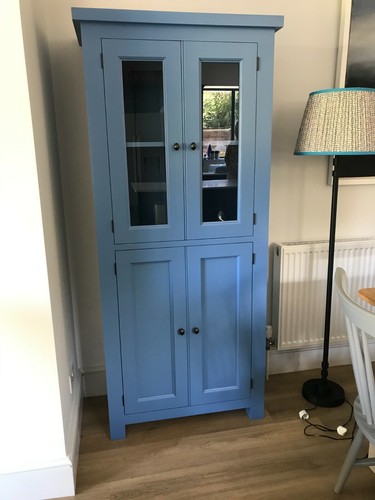 Larder painted 4 - -,
