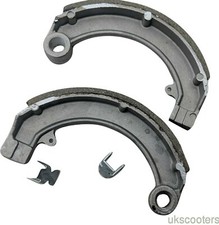 ukscooters VESPA PAIR OF BRAKE SHOES PX LML T5 NEW 