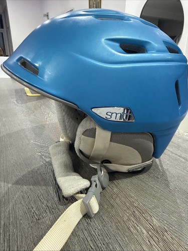 Smith skiing helmet - smith,