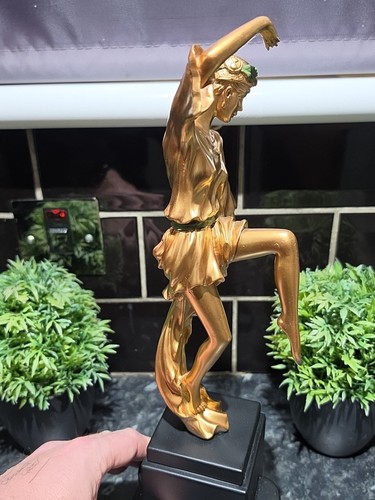 Art deco figurine after johann - figurine,