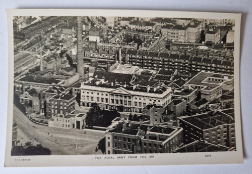 Vintage royal mint - vintage, rp