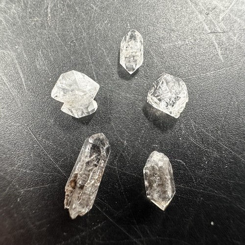 Herkimer diamond quartz - x,