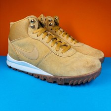 Nike Hoodland Suede Boots -