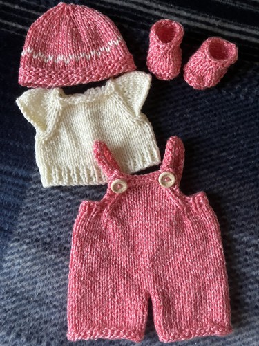 Hand knitted dolls clothes - dolls,