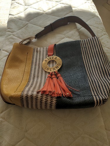 Gorgeous river island - gorgeous,