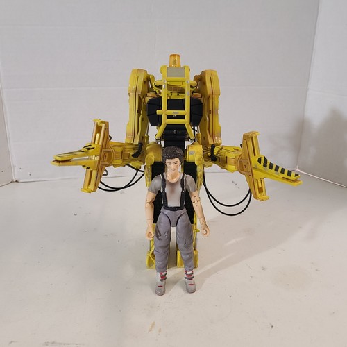 Aoshima aliens limited edition - aliens,