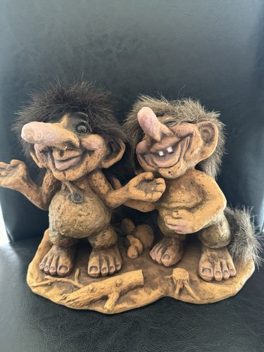 Vintage nyform troll - vintage,