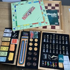 Parker Brothers  Cluedo Monopoly Wooden Board Game Deluxe Compendium