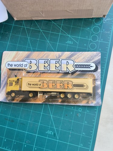 Boxed toy lorry articulated - boxed,