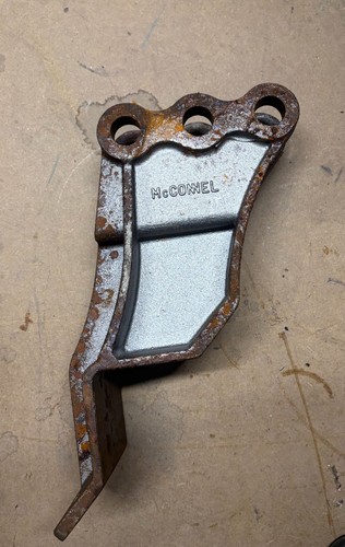 Mcconnel bottom hitch bracket - bottom,