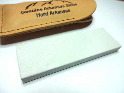 Hard arkansas stone - arkansas, fine