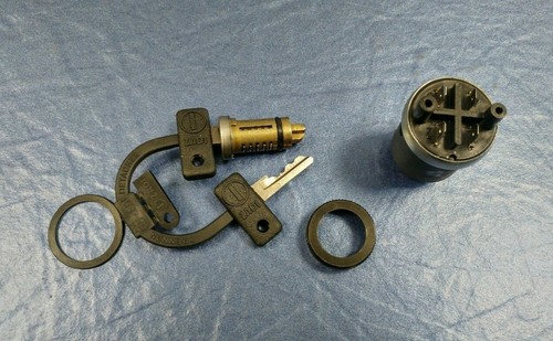 814230 piaggio ignition switch - 814230,