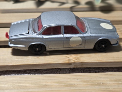 Corgi juniors jaguar xj6 - corgi,