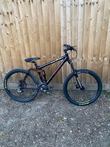 Ful suspension carrera banshee - carrera,