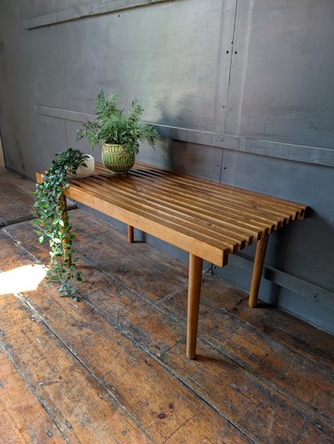 Slatted rubber wood coffee - slatted,