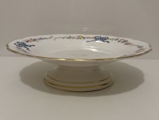 Royal worcester pedestal cake - worcester,