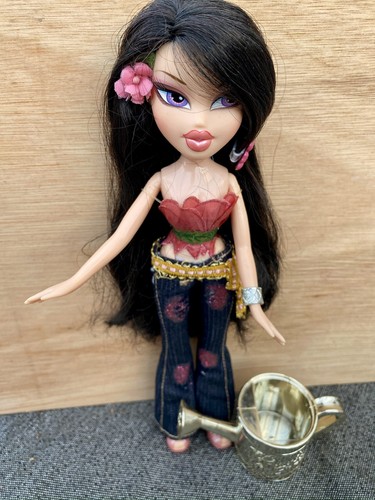Bratz flower girlz nora - flower,