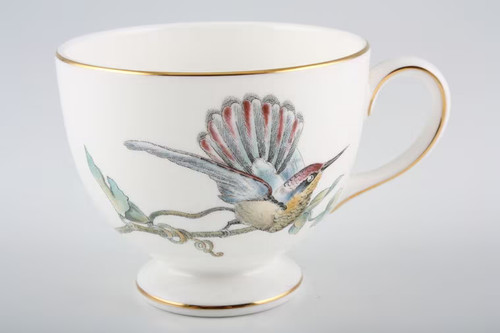 Wedgwood humming birds - -,