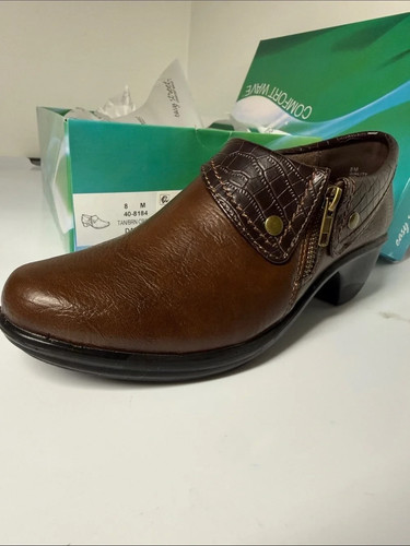 Easy street darcy brown - easy,