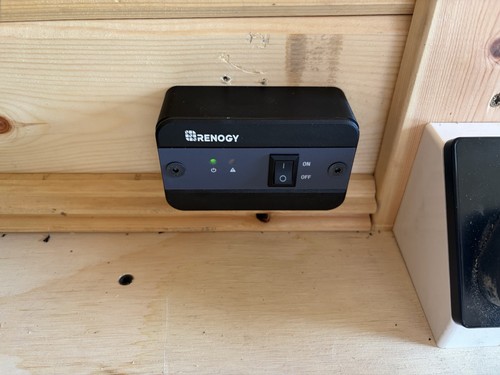 Renogy backbox wall mounted - renogy,