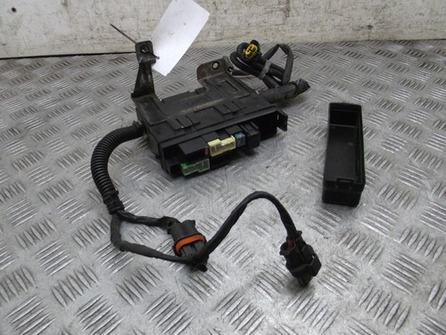 Nissan micra engine bay fuse - micra,