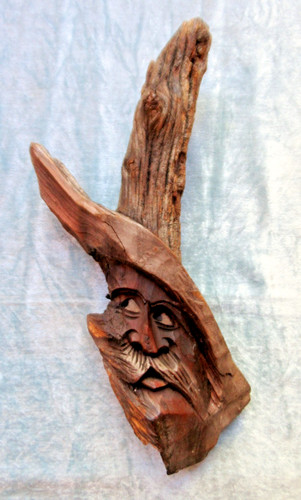Hand carved wooden tree - ,